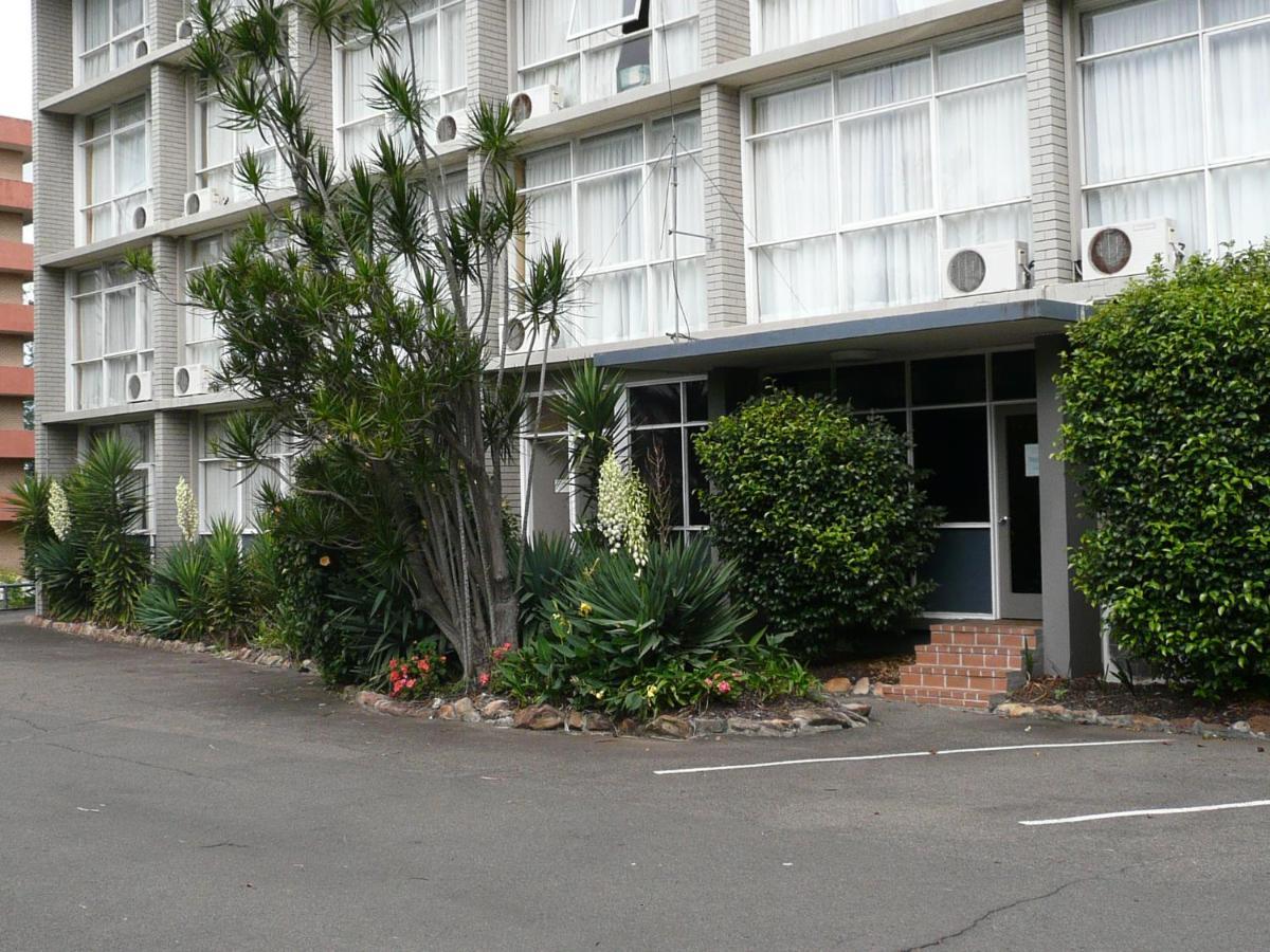 Parramatta City Motel Сидней Экстерьер фото